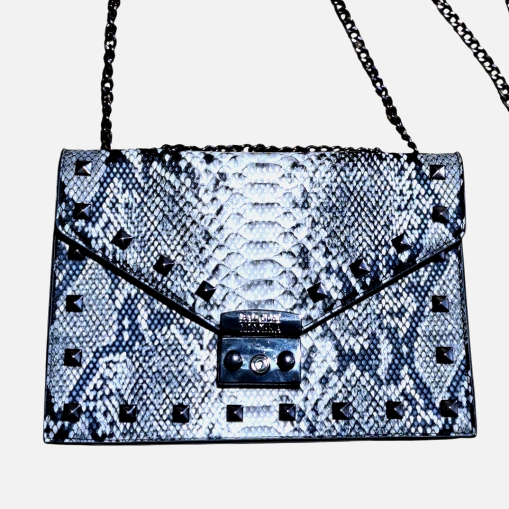 Offers✅️NWOT CHAIN STRAP! BADGLEY MISHKA-  STUDDEDVSnakeskin Print CLutch❤️❤️